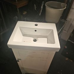 Bathroom Vanity price drop pick up soon