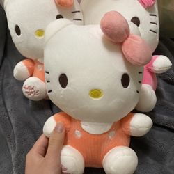 Hello Kitty Plushie