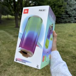 JBL Speaker Pulse 5 Brand New Great Sound