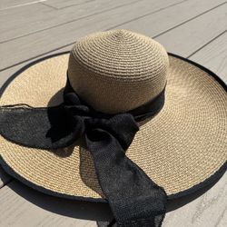 Sun hat With Bow
