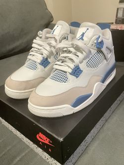 Air Jordan Retro 4s