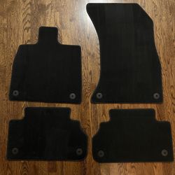 NEW Audi Q5/SQ5 OEM Floor Mats