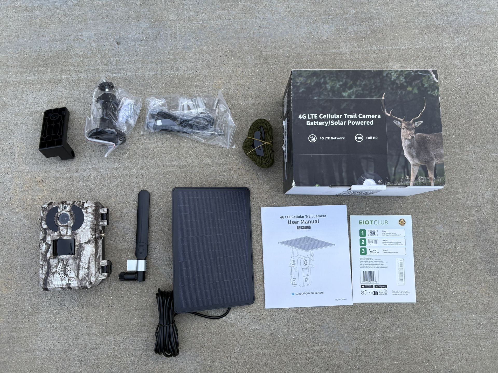 4G LTE Cellular Trail Cameras with 2K HD Live Streaming, Game Camera Includes SIM Card & Solar Panel