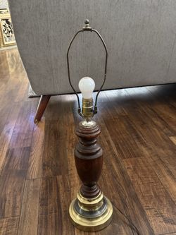1960s Vintage Mid Century Turned Wood & Brass Metal Table Lamp MCM