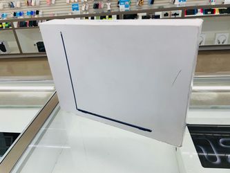 MacBook Air M3 8gb ram 256gb ssd