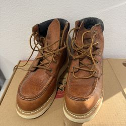 Carhartt Safety Toe Work Boots – Men’s 8 EE – NEW, Leather Aging