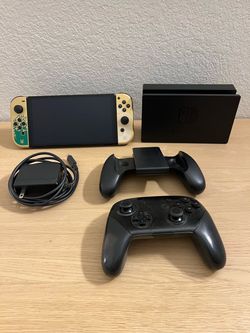 Nintendo Switch OLED Zelda Edition Bundle + 128GB MicroSD
