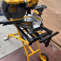 DEWALT 60V Lithium-lon 12 in. Cordless Sliding Miter Saw  With Stand No Charger No Battery