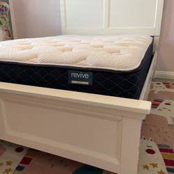Full Bed Frame and Mattress