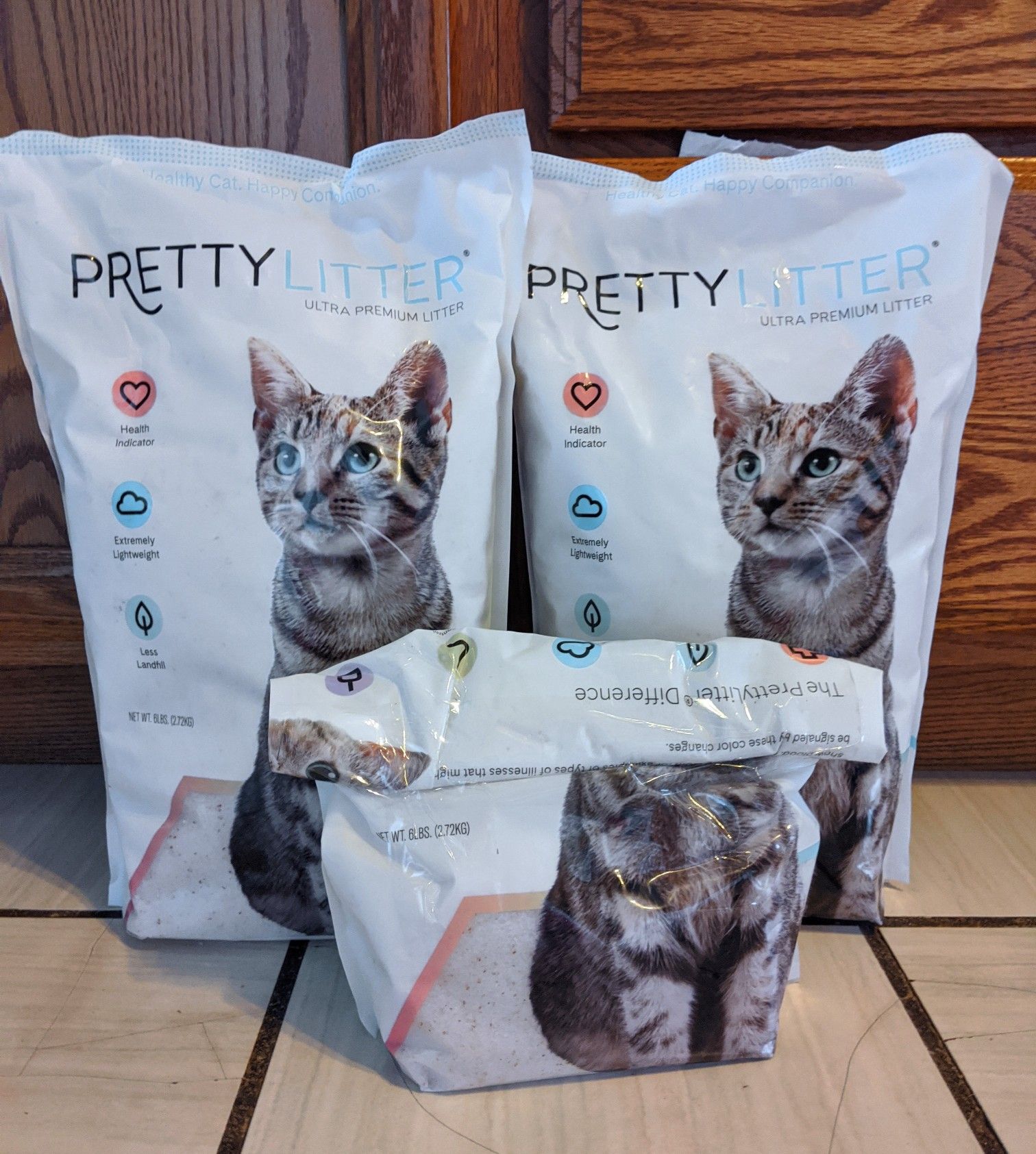 2.5- 6 lbs bags of Pretty litter cat litter