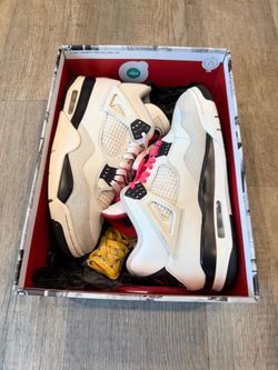 Flight Club Jordan 4