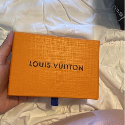 Empty Lv Box