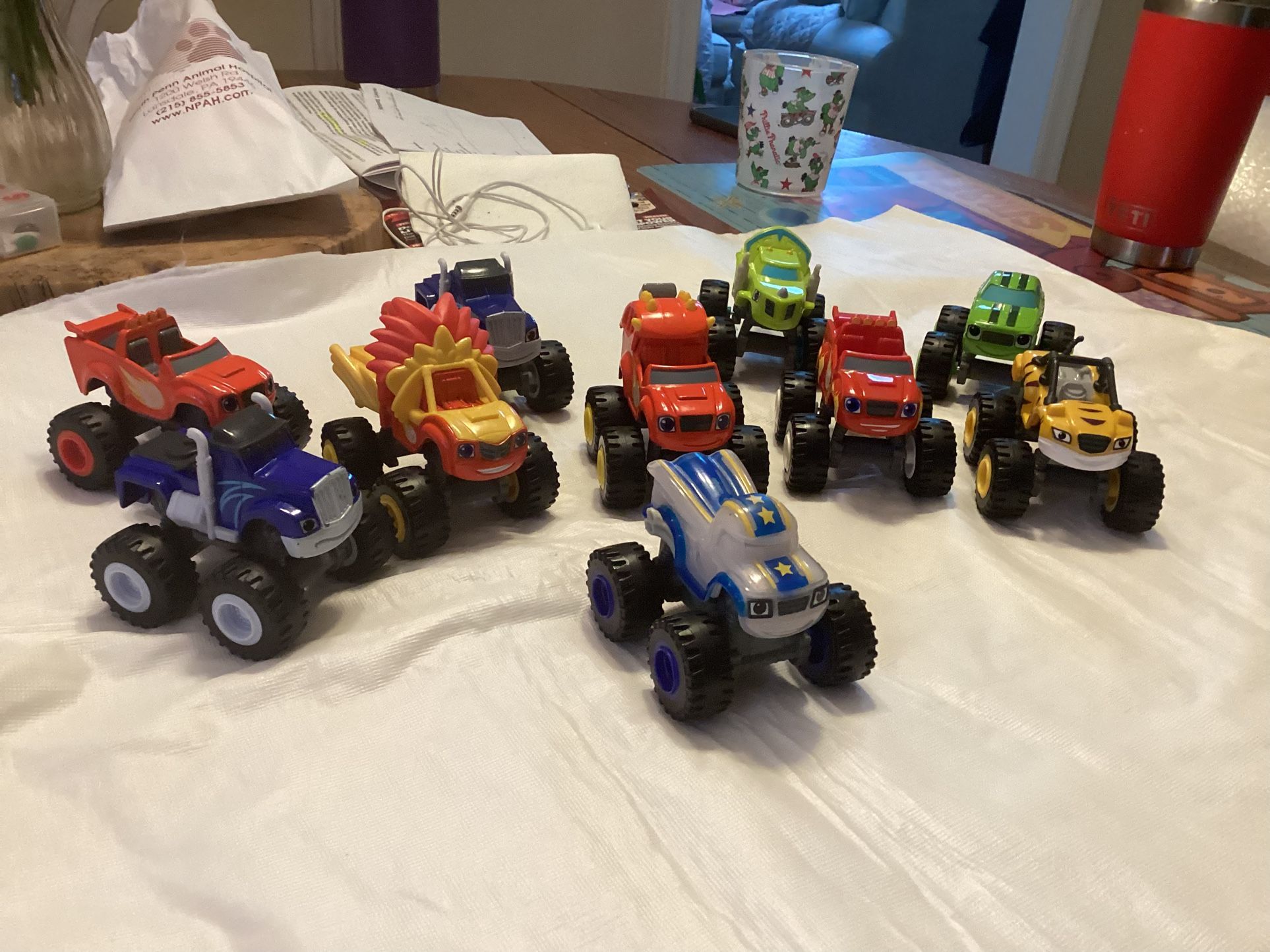 10 NEW MONSTER TRUCKS-$3.00/car