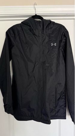 Under armour wind breaker (fitted)