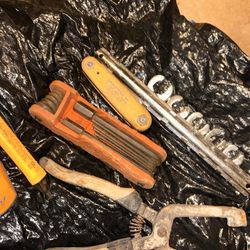 Tool Lot- Zircon Stud Finder, Grip It Hex Keys, Wrenches, Pruning shears
