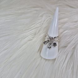 9.25 Silver Ring Open Size 35$