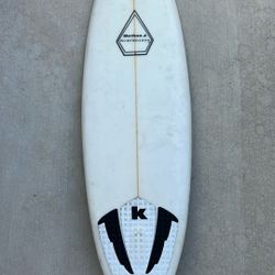 nathan J 5’9 Surfboard