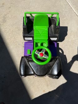 Monster Jam Kids Ride-On Electric Car