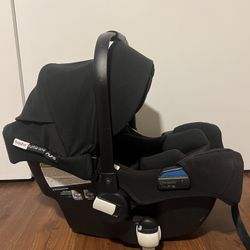 Infant Car Seat (Bugaboo)
