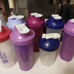 7 Blender Bottles 