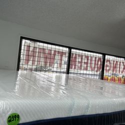 KING SIZE TEMPURPEDIC PROADAPT (FIRM) MATTRESS & BOX SPRINGS BED SET