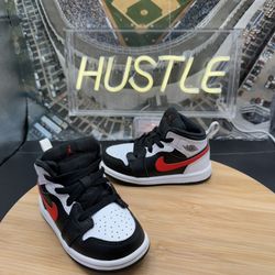 Nike Air Jordan 1 Mid Chile Red TD Toddler Size 7C