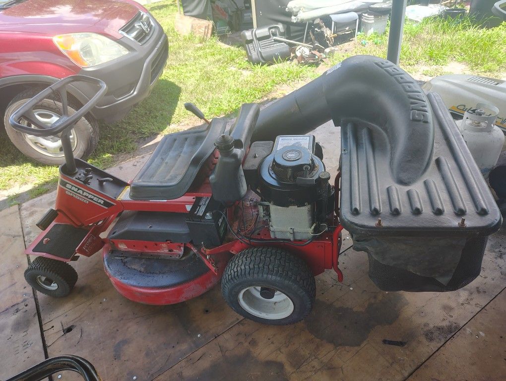 Snapper Riding Lawn Mower With Bag System Cash Get It Ready To Mow