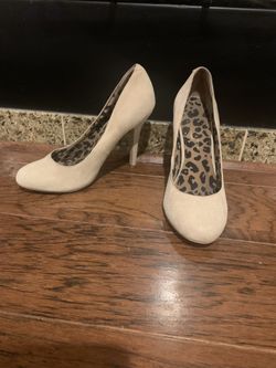 Women’s Pumps