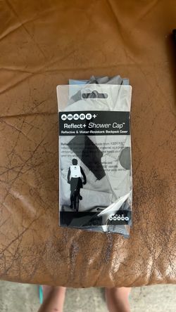 Aware+ Reflect+ Shower Cap Backpack Cover