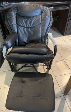 Arm Chair With leg rest