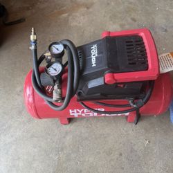 1 Gallon Air Compressor Works Perfect 