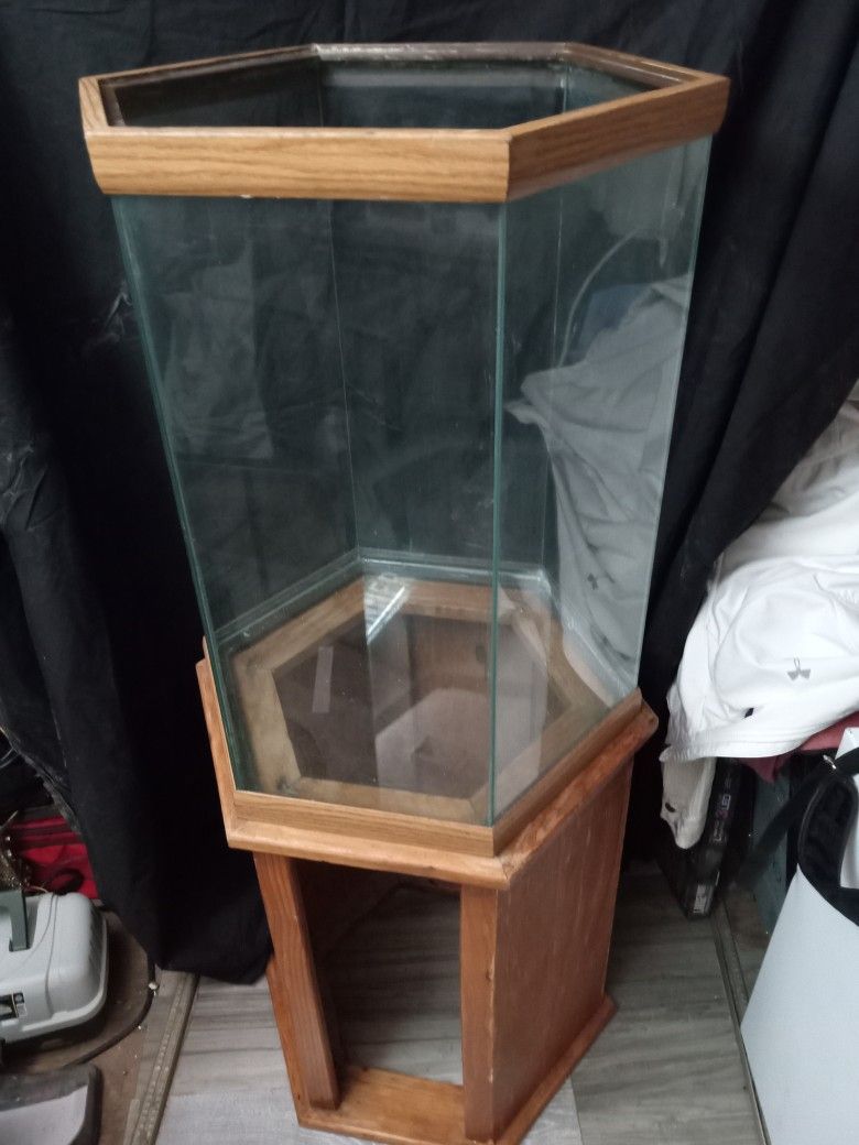 Hexagon "30" Gallon Fish Tank