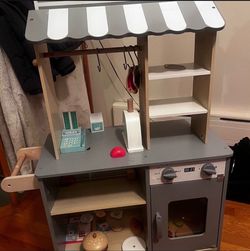 Kids Wooden Kitchen/Grocery Store Set