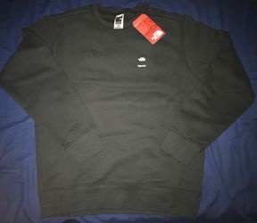 Supreme x The North Face Crewneck