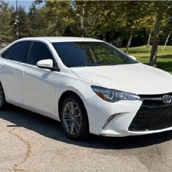 2016 Toyota Camry SE