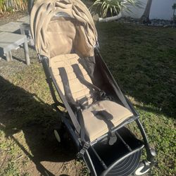 Babyzen YOYO2 (Very Clean) $250