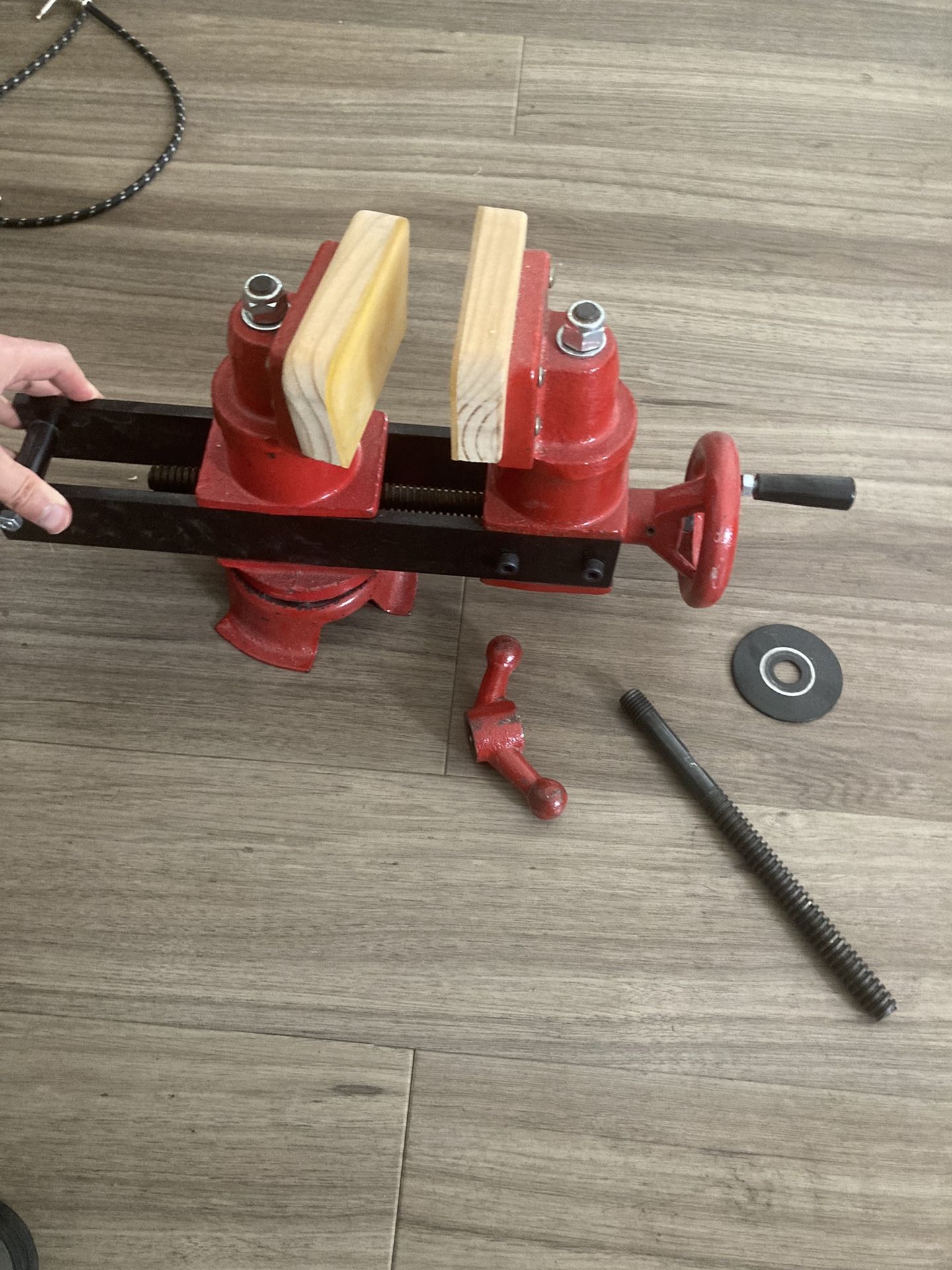 StewMac Guitar Repair Vise