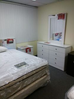 Full size bedroom set