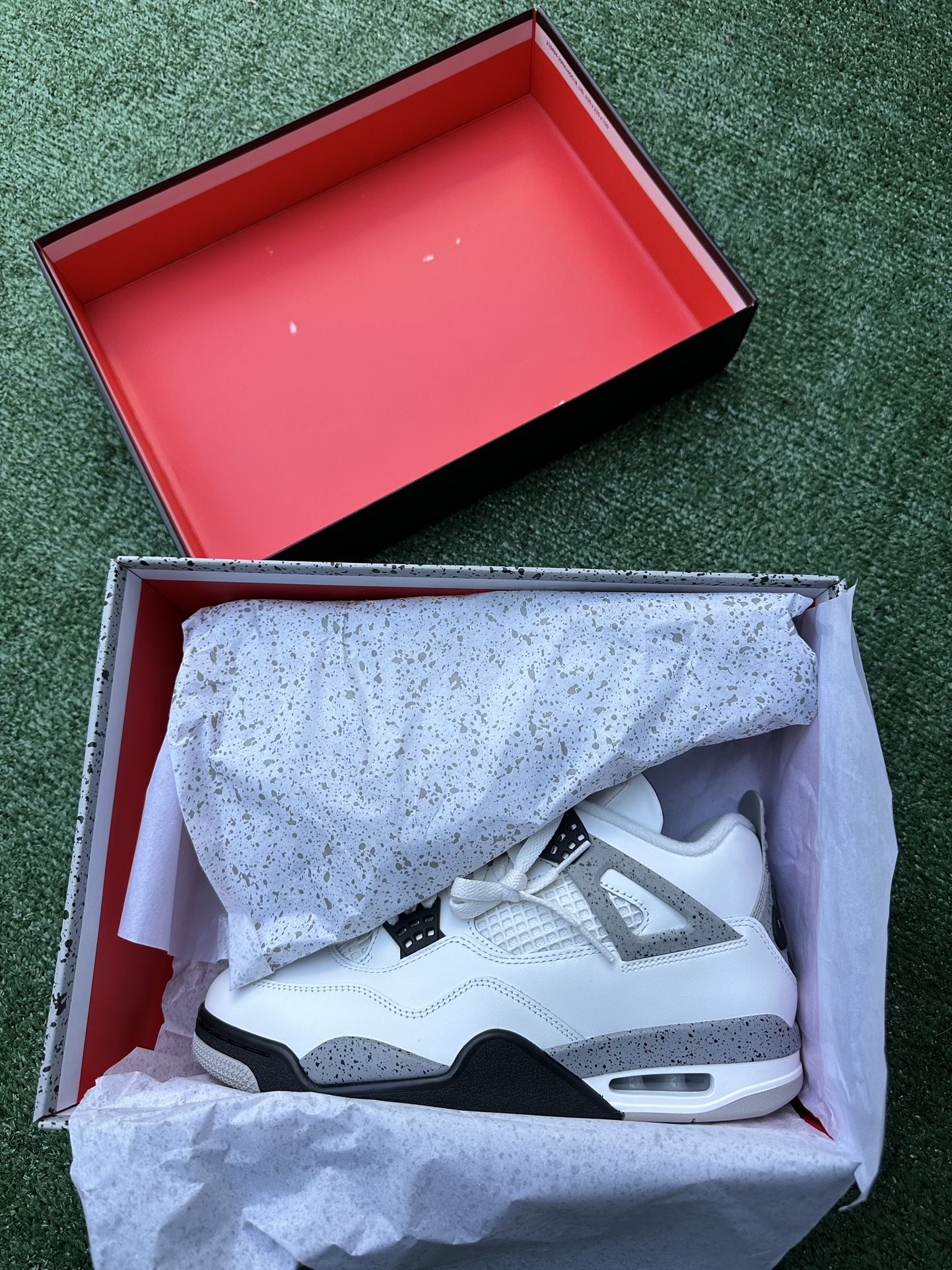 Jordan 4 White Cement