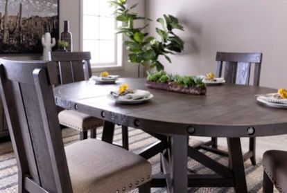 Round Wood Table 