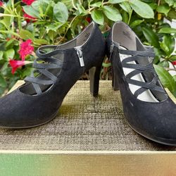 Women’s Dress Shoes 