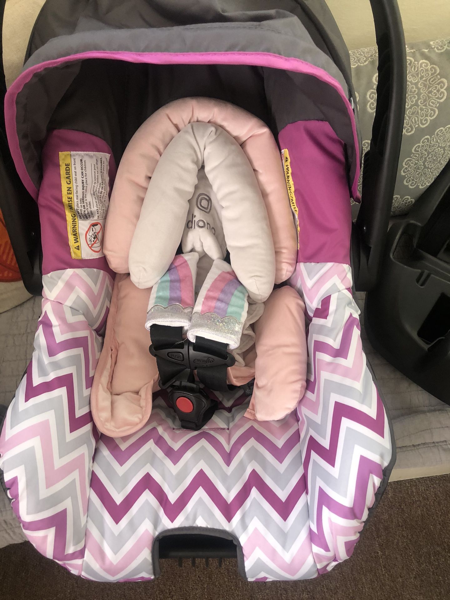 Evenflo baby car seat