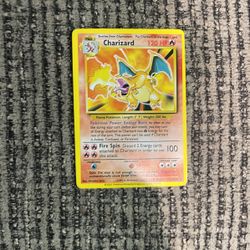 Rare Pokémon Charizard Base Set 4/102 not used