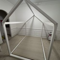Pottery Barn Kids, Full, Canopy, and Tent/House Bed
