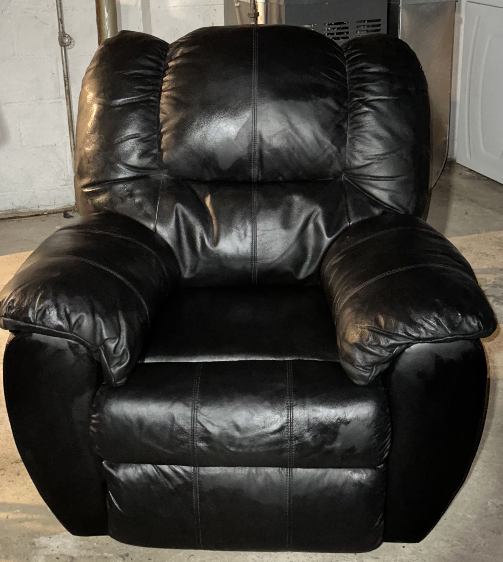 All Black Leather Extremely Comfortable Recliner