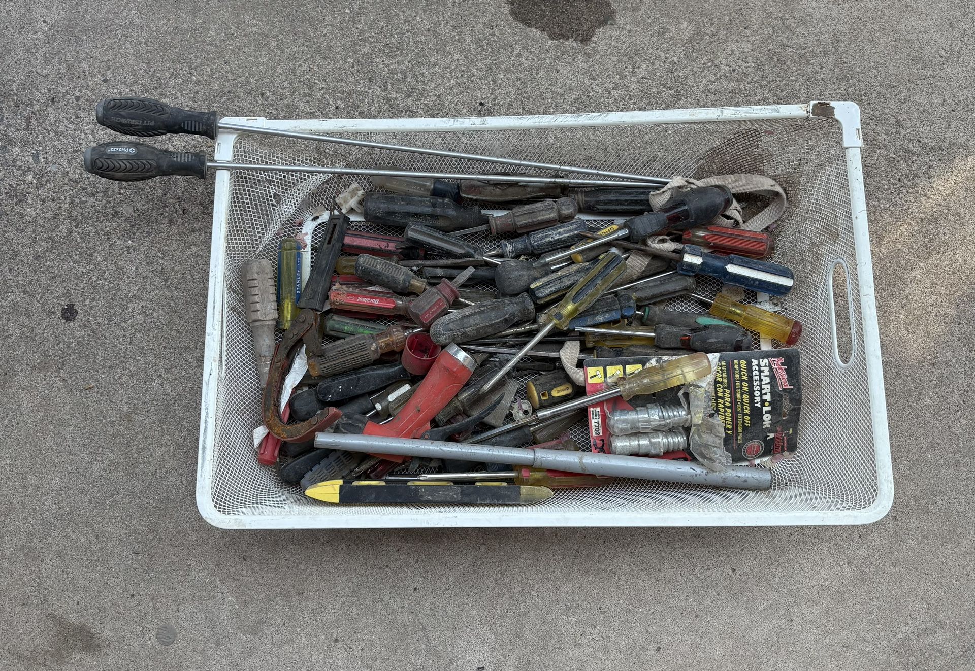 Assorted Screw Drivers