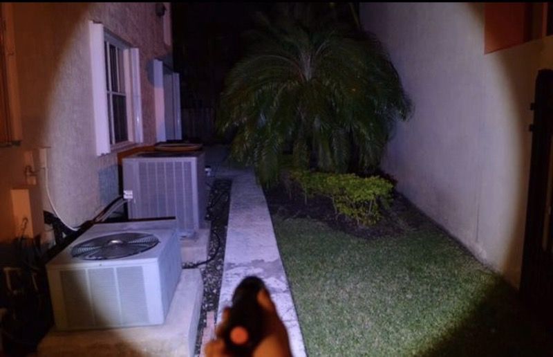 Falcon Tactical 8MRT Flashlight with Case & Rechargeable Battery for