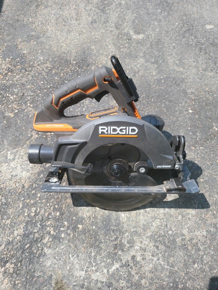 18v Cordless Saw