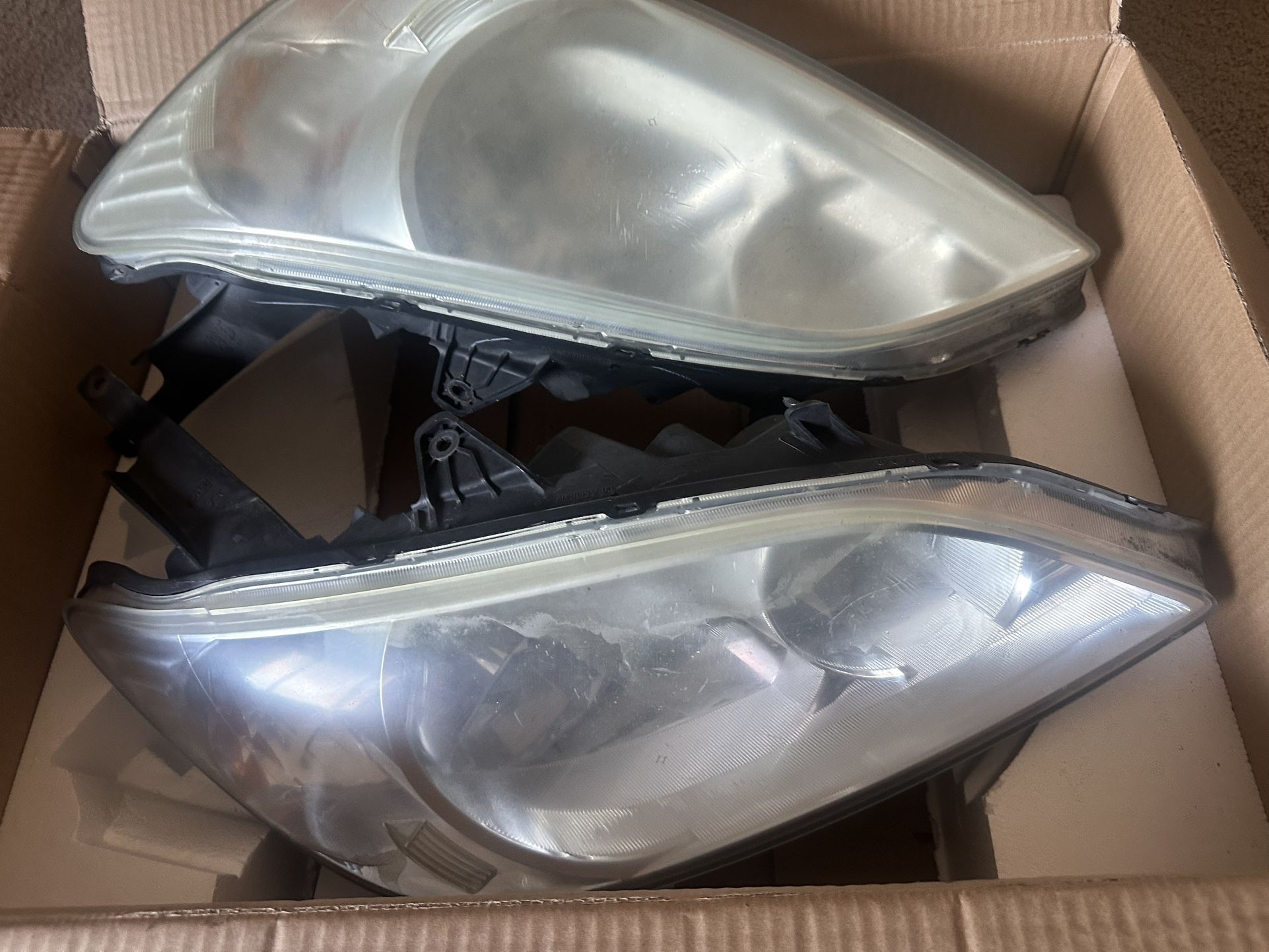 Front Headlights With Front Grill 