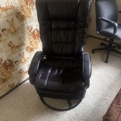 Swivel Glider Recliner Chair – Comfortable Padded Lounge Chair